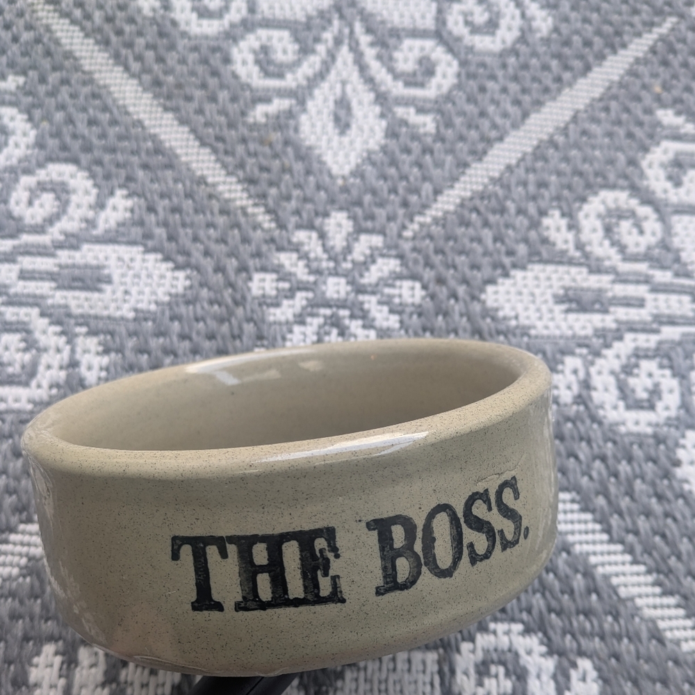 Moira Stoneware "The Boss" Handcrafted Dog Bowl - Picture 2 of 6